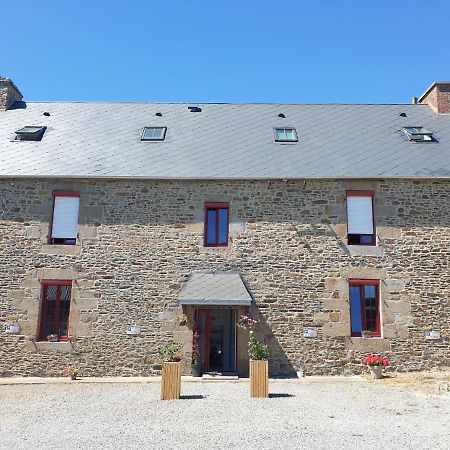 Chambres De Villee Saint-Georges-de-Grehaigne ภายนอก รูปภาพ
