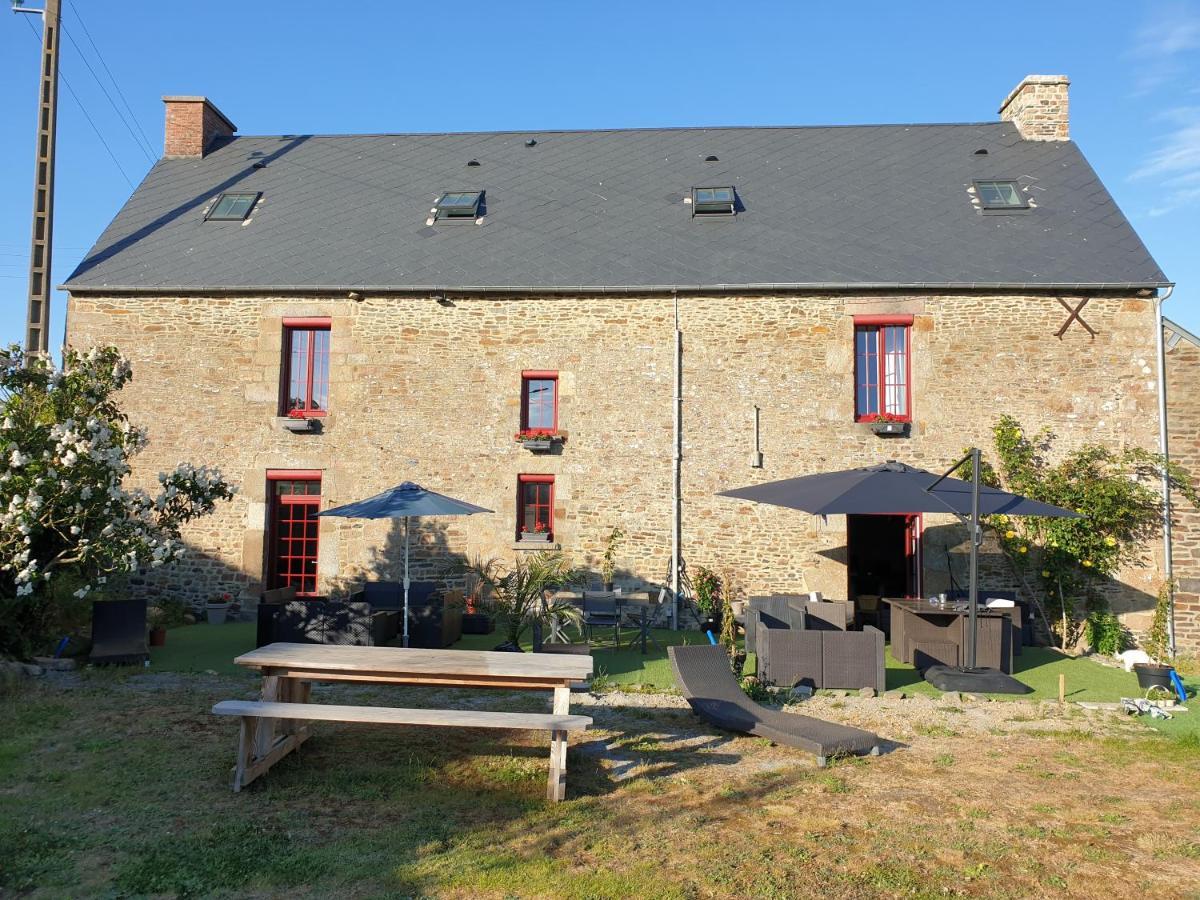 Chambres De Villee Saint-Georges-de-Grehaigne ภายนอก รูปภาพ